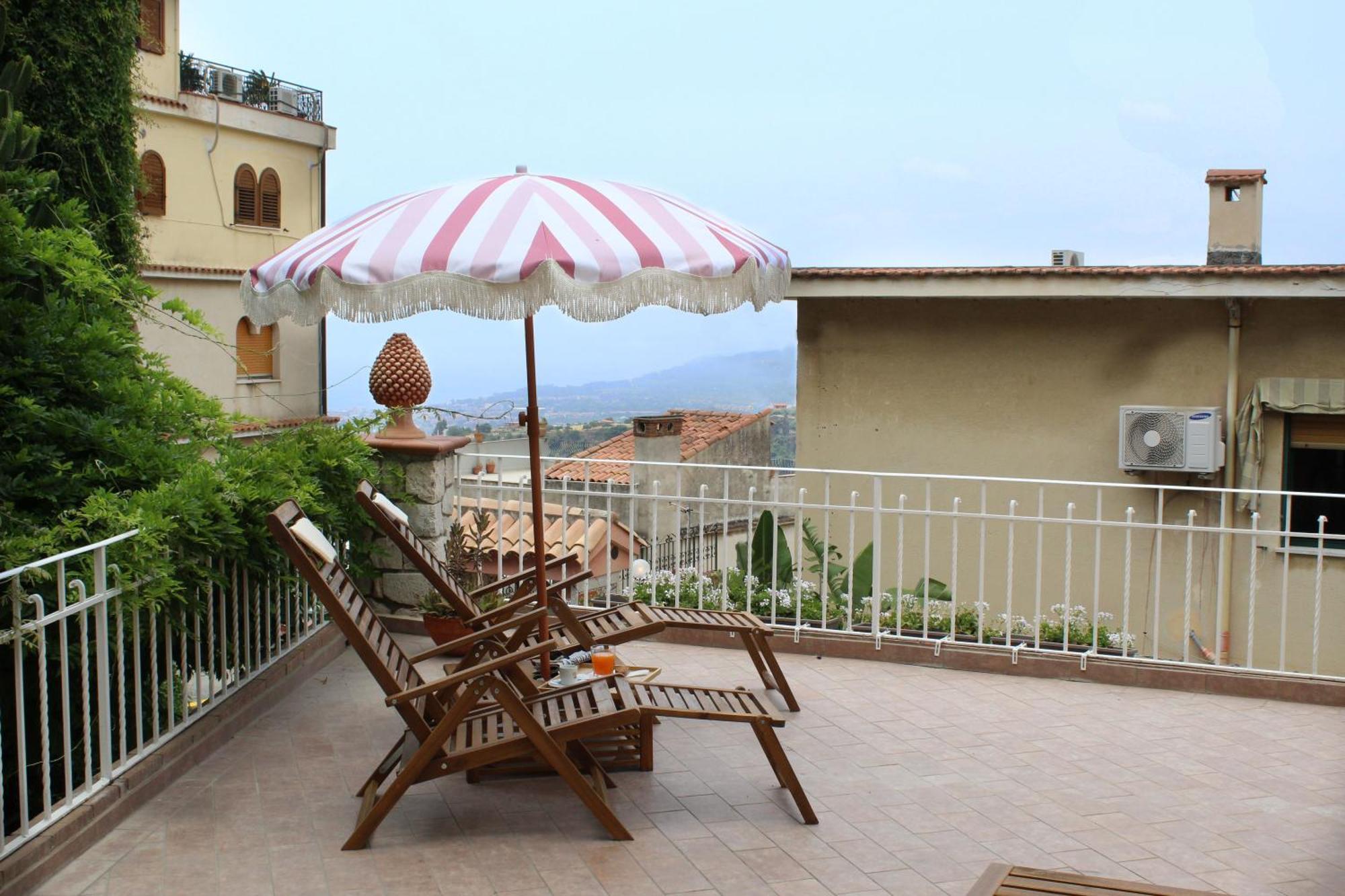 Donna Rosa - Your Home In Taormina Exterior foto